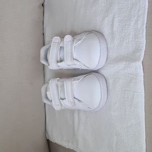 Nike Toddler Sneakers Size 5